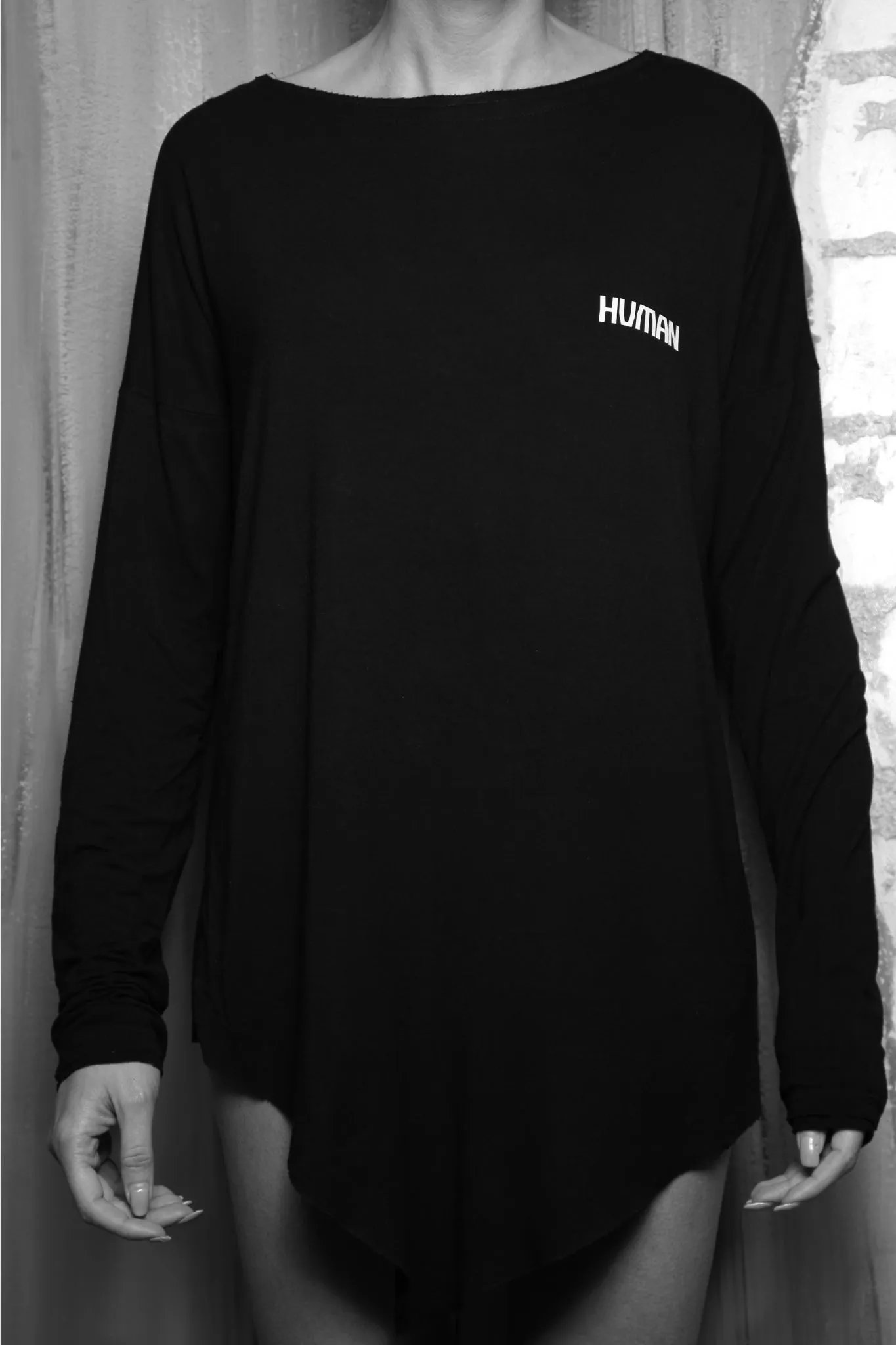 HUMAN Long Sleeve T